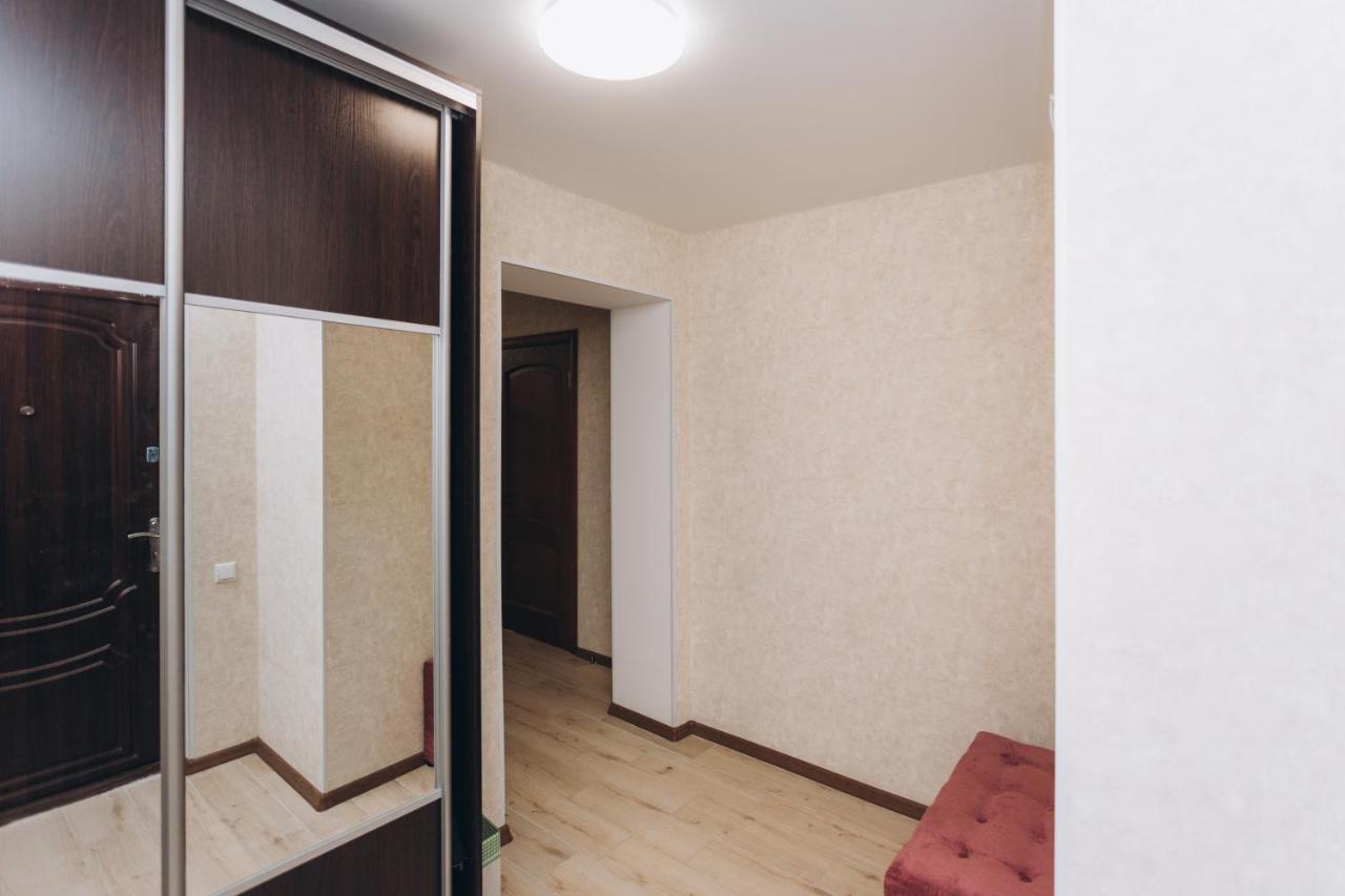 Apart-smart on Kharkovskaya near Lavina 1 floor Lägenhet Sumy Exteriör bild